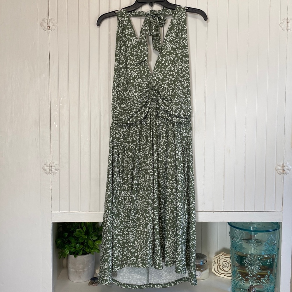 Sleeveless Halter Sundress - XL